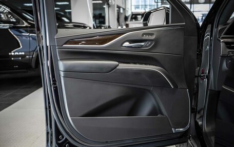 Cadillac Escalade V, 2022 год, 11 999 999 рублей, 9 фотография