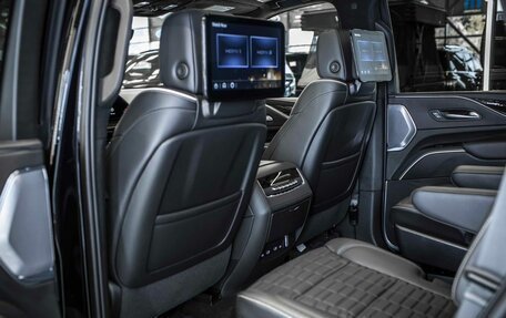 Cadillac Escalade V, 2022 год, 11 999 999 рублей, 16 фотография