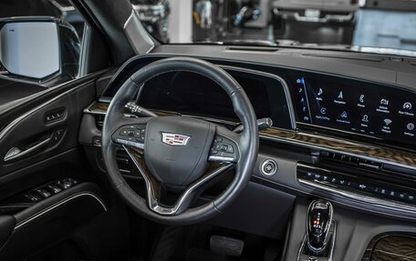 Cadillac Escalade V, 2022 год, 11 999 999 рублей, 31 фотография