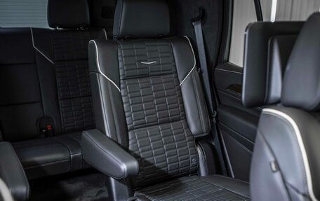 Cadillac Escalade V, 2022 год, 11 999 999 рублей, 27 фотография