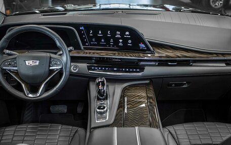 Cadillac Escalade V, 2022 год, 11 999 999 рублей, 29 фотография