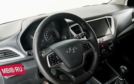 Hyundai Solaris II рестайлинг, 2019 год, 1 340 000 рублей, 5 фотография