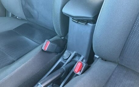 Toyota Corolla, 2018 год, 1 000 000 рублей, 25 фотография