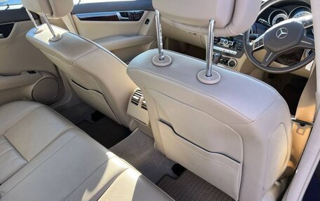 Mercedes-Benz C-Класс, 2011 год, 1 500 000 рублей, 31 фотография