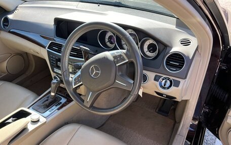 Mercedes-Benz C-Класс, 2011 год, 1 500 000 рублей, 38 фотография