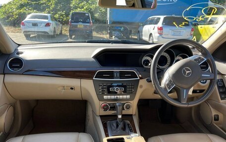 Mercedes-Benz C-Класс, 2011 год, 1 500 000 рублей, 37 фотография