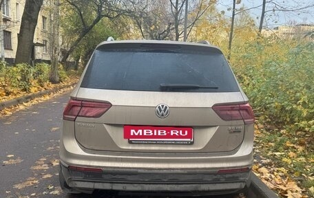 Volkswagen Tiguan II, 2017 год, 2 650 000 рублей, 6 фотография