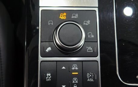 Land Rover Range Rover IV рестайлинг, 2014 год, 3 190 000 рублей, 23 фотография