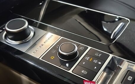 Land Rover Range Rover IV рестайлинг, 2014 год, 3 190 000 рублей, 22 фотография