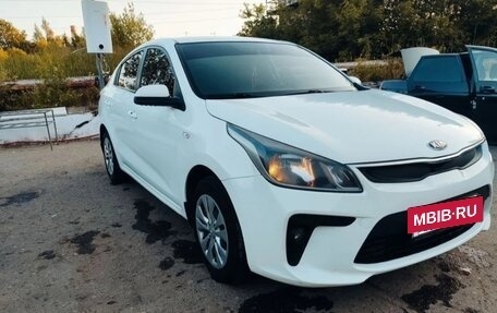 KIA Rio IV, 2017 год, 795 000 рублей, 2 фотография