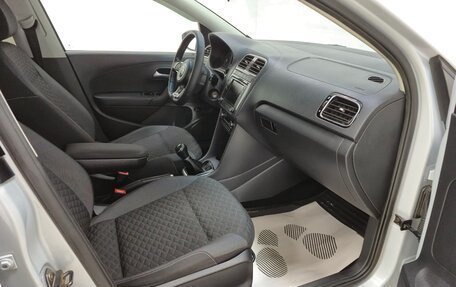 Volkswagen Polo VI (EU Market), 2018 год, 970 000 рублей, 13 фотография