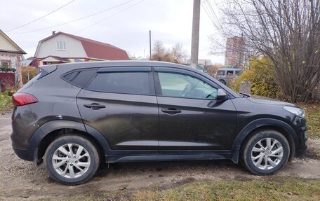 Hyundai Tucson III, 2019 год, 2 380 000 рублей, 2 фотография