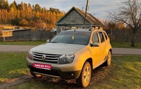 Renault Duster I рестайлинг, 2014 год, 1 000 000 рублей, 2 фотография