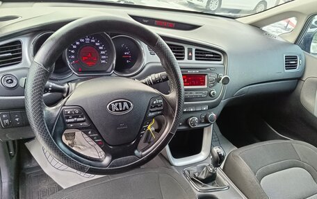 KIA cee'd III, 2014 год, 1 050 000 рублей, 16 фотография