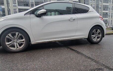 Peugeot 208 II, 2013 год, 610 000 рублей, 1 фотография