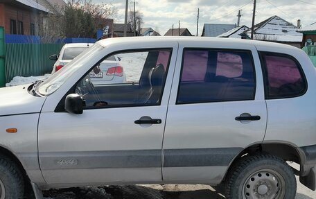 Chevrolet Niva I рестайлинг, 2004 год, 250 000 рублей, 2 фотография