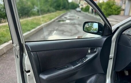 Toyota Corolla, 2005 год, 600 000 рублей, 17 фотография