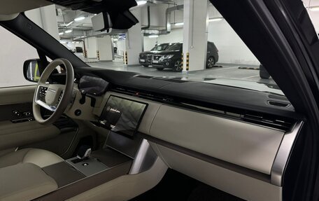 Land Rover Range Rover IV рестайлинг, 2024 год, 24 900 000 рублей, 21 фотография