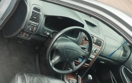 Mitsubishi Galant VIII, 2002 год, 700 000 рублей, 7 фотография