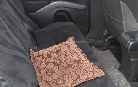 Mitsubishi Outlander III рестайлинг 3, 2008 год, 1 230 000 рублей, 10 фотография