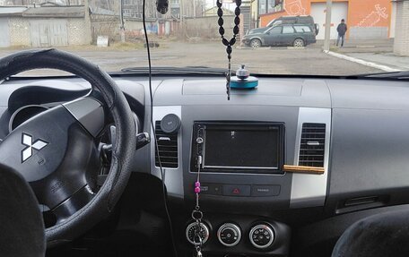 Mitsubishi Outlander III рестайлинг 3, 2008 год, 1 230 000 рублей, 12 фотография