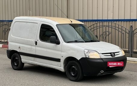 Peugeot Partner II рестайлинг 2, 2011 год, 290 000 рублей, 2 фотография