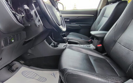 Mitsubishi Outlander III рестайлинг 3, 2013 год, 1 270 000 рублей, 7 фотография