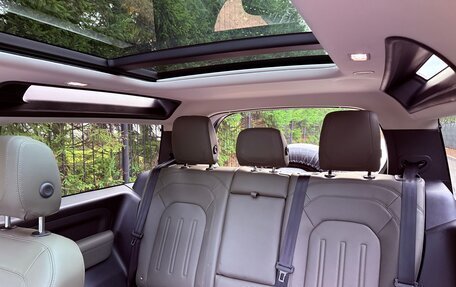 Land Rover Defender II, 2021 год, 10 500 000 рублей, 8 фотография