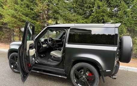 Land Rover Defender II, 2021 год, 10 500 000 рублей, 2 фотография