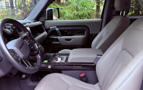 Land Rover Defender II, 2021 год, 10 500 000 рублей, 17 фотография