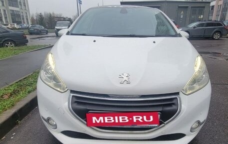 Peugeot 208 II, 2013 год, 610 000 рублей, 2 фотография