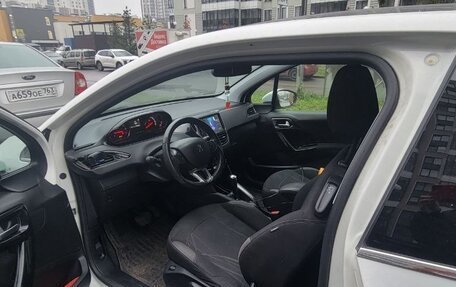 Peugeot 208 II, 2013 год, 610 000 рублей, 6 фотография