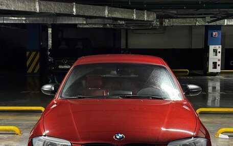 BMW 1 серия, 2008 год, 2 000 000 рублей, 17 фотография