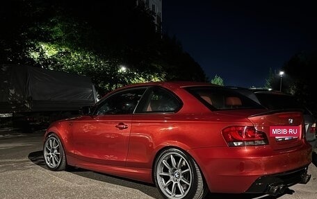 BMW 1 серия, 2008 год, 2 000 000 рублей, 20 фотография