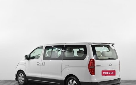 Hyundai Grand Starex Grand Starex I рестайлинг 2, 2008 год, 869 000 рублей, 3 фотография