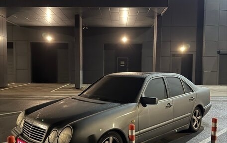 Mercedes-Benz E-Класс, 1997 год, 458 000 рублей, 5 фотография