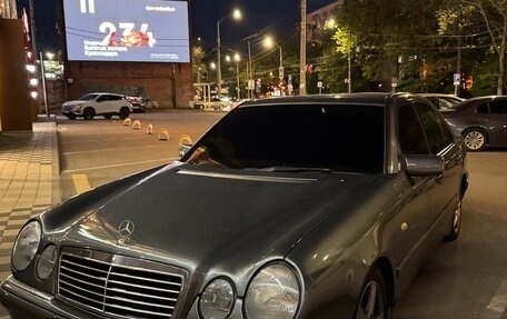 Mercedes-Benz E-Класс, 1997 год, 458 000 рублей, 4 фотография