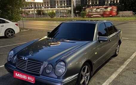 Mercedes-Benz E-Класс, 1997 год, 458 000 рублей, 8 фотография