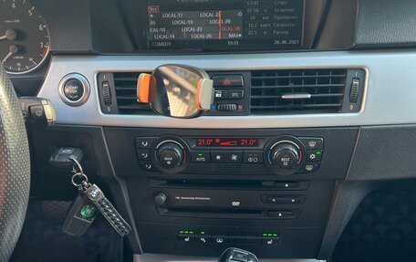 BMW 3 серия, 2005 год, 690 000 рублей, 10 фотография