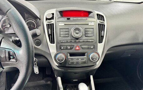 KIA cee'd I рестайлинг, 2010 год, 695 000 рублей, 15 фотография