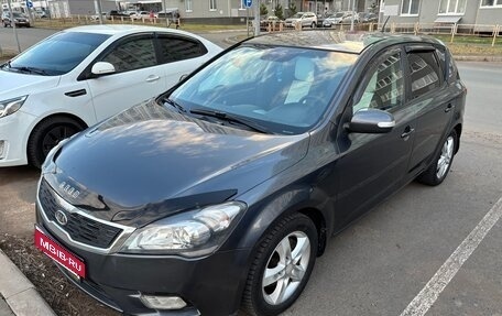 KIA cee'd I рестайлинг, 2010 год, 695 000 рублей, 2 фотография