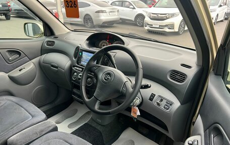 Toyota FunCargo, 2000 год, 649 999 рублей, 10 фотография