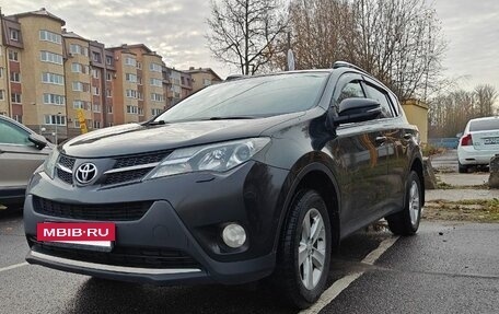 Toyota RAV4, 2014 год, 1 600 000 рублей, 2 фотография