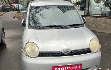 Toyota Sienta I, 2003 год, 630 000 рублей, 1 фотография