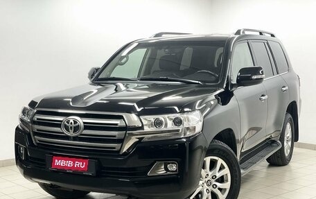 Toyota Land Cruiser 200, 2018 год, 6 149 000 рублей, 1 фотография