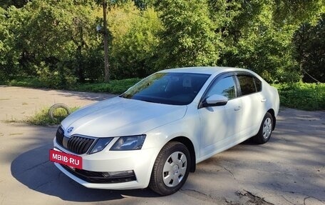 Skoda Octavia, 2018 год, 1 250 000 рублей, 2 фотография
