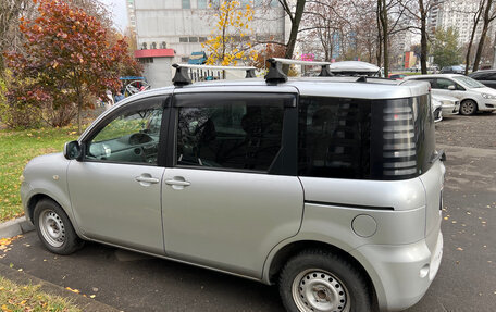 Toyota Sienta I, 2003 год, 630 000 рублей, 2 фотография