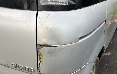 Toyota Sienta I, 2003 год, 630 000 рублей, 14 фотография