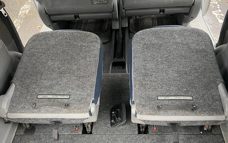 Toyota Sienta I, 2003 год, 630 000 рублей, 10 фотография