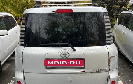 Toyota Sienta I, 2003 год, 630 000 рублей, 11 фотография